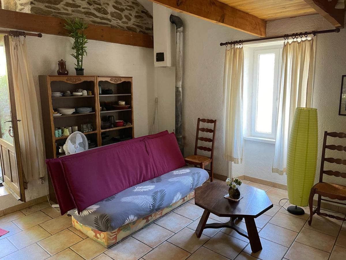 Charmant Petit Gite Au Coeur De L'Ardeche Saint-Melany Esterno foto