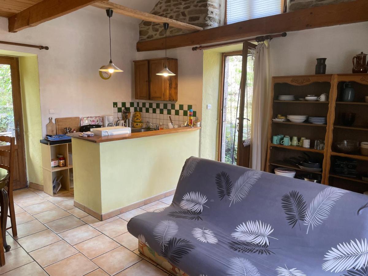 Charmant Petit Gite Au Coeur De L'Ardeche Saint-Melany Esterno foto